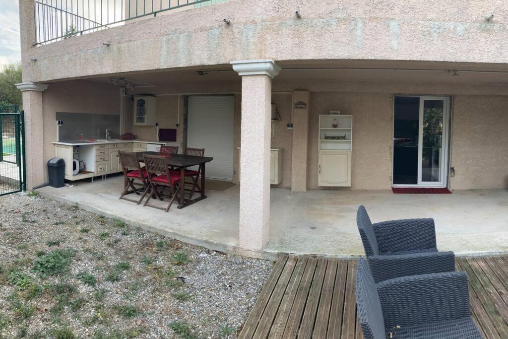 Appartement Le Jutini Caunes-Minervois ภายนอก รูปภาพ